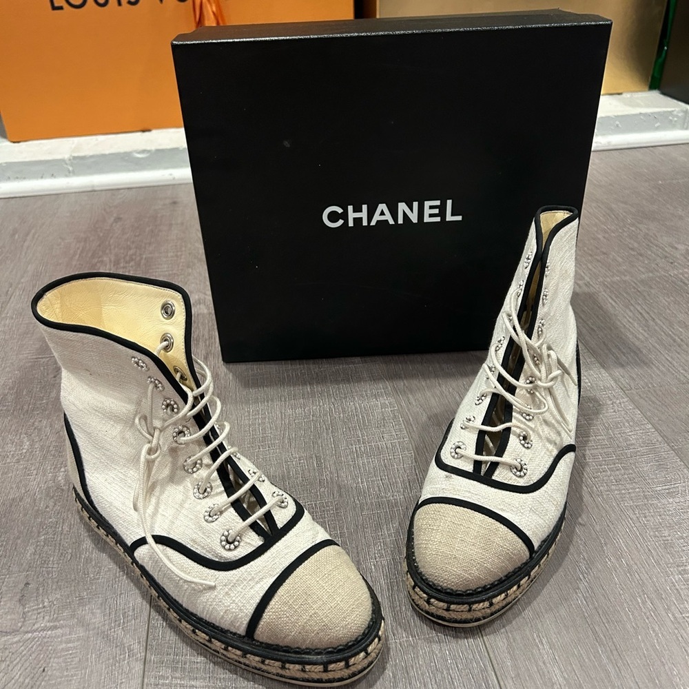 CHANEL White Canvas Lace-Up Ankle Boots with Black Trim
